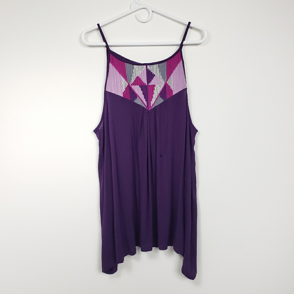 American Eagle | Embroidered Tank